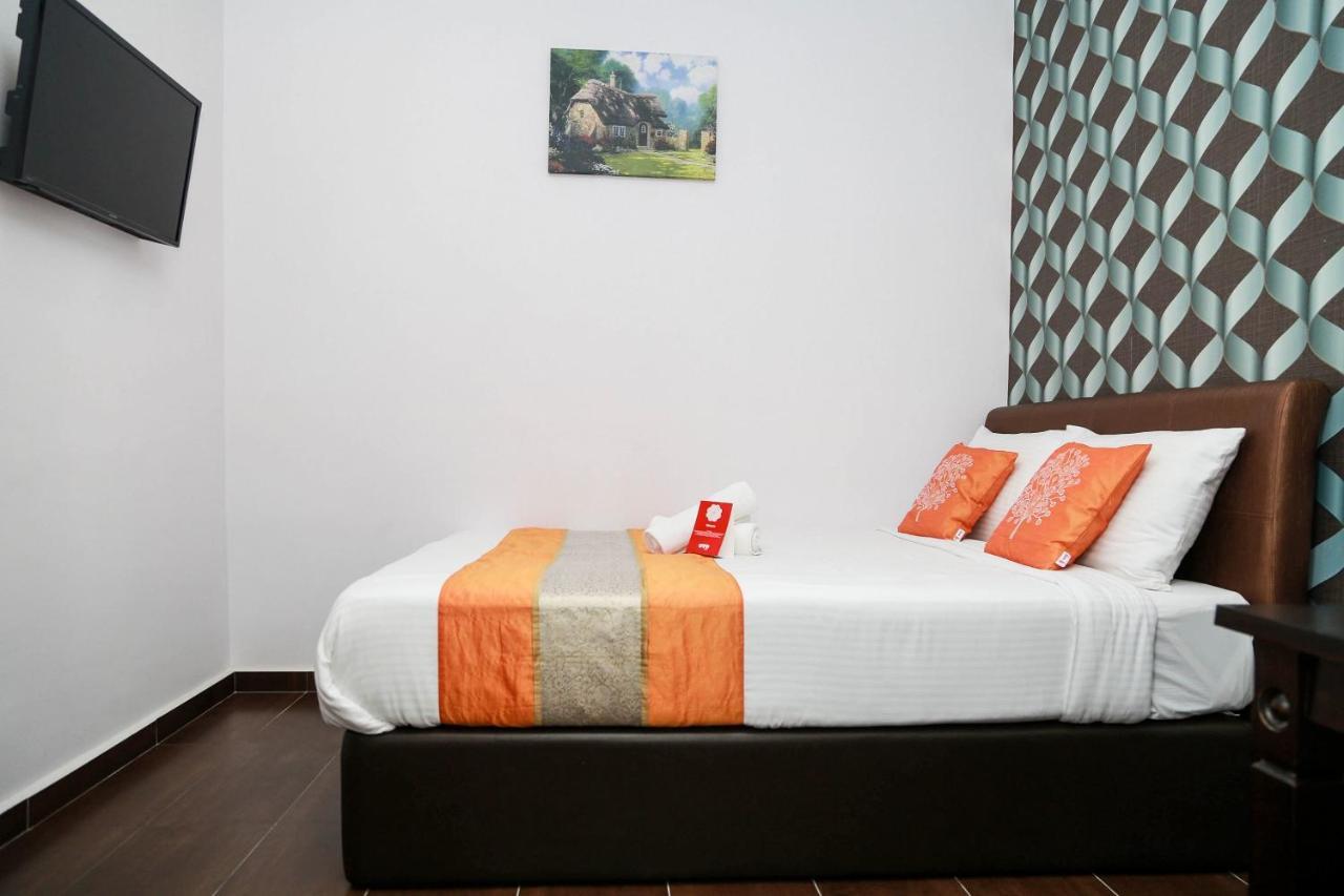 Oyo 250 Palazzo Hotel Kulai Johor Bahru Dış mekan fotoğraf